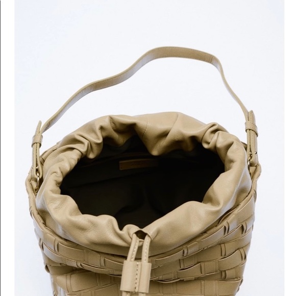 Rare! Zara Taupe grey Woven Leather Bucket Purse - Picture 4 of 5